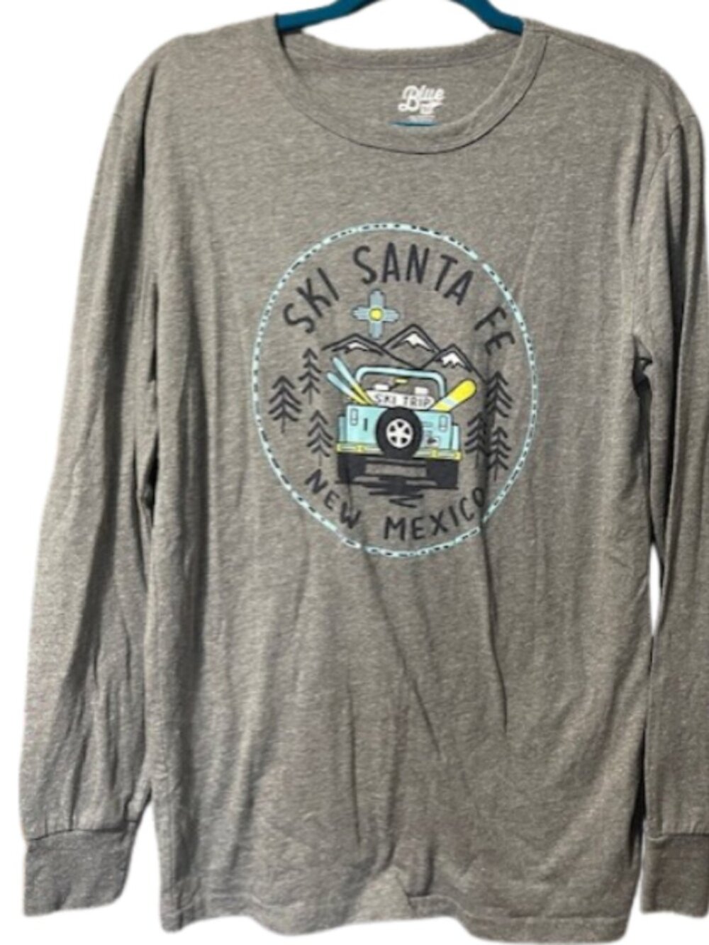 Ski Sante Fe long sleeve tshirt size M